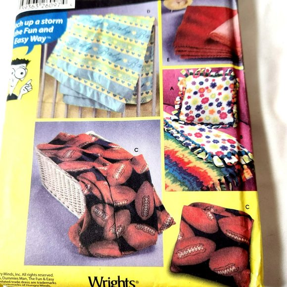 Simplicity Craft Pattern 5854 by SEWING FOR DUMMIES - Fleece Pillow, Fleece Pill - Picture 2 of 6